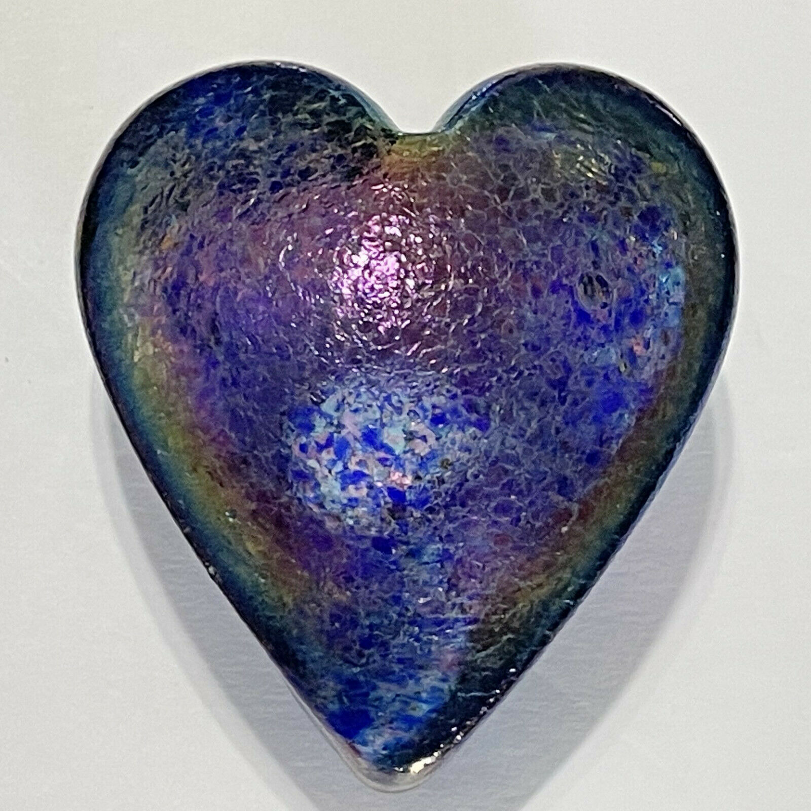 Robert Held Art Glass PURPLE Iridescent HEART Paperweight RHAG