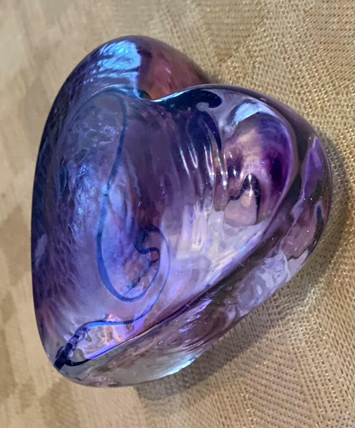 Rhag Robert Held Art Glass Iridescent Pink & Purple Heart 💜 W/  Blue Swirl