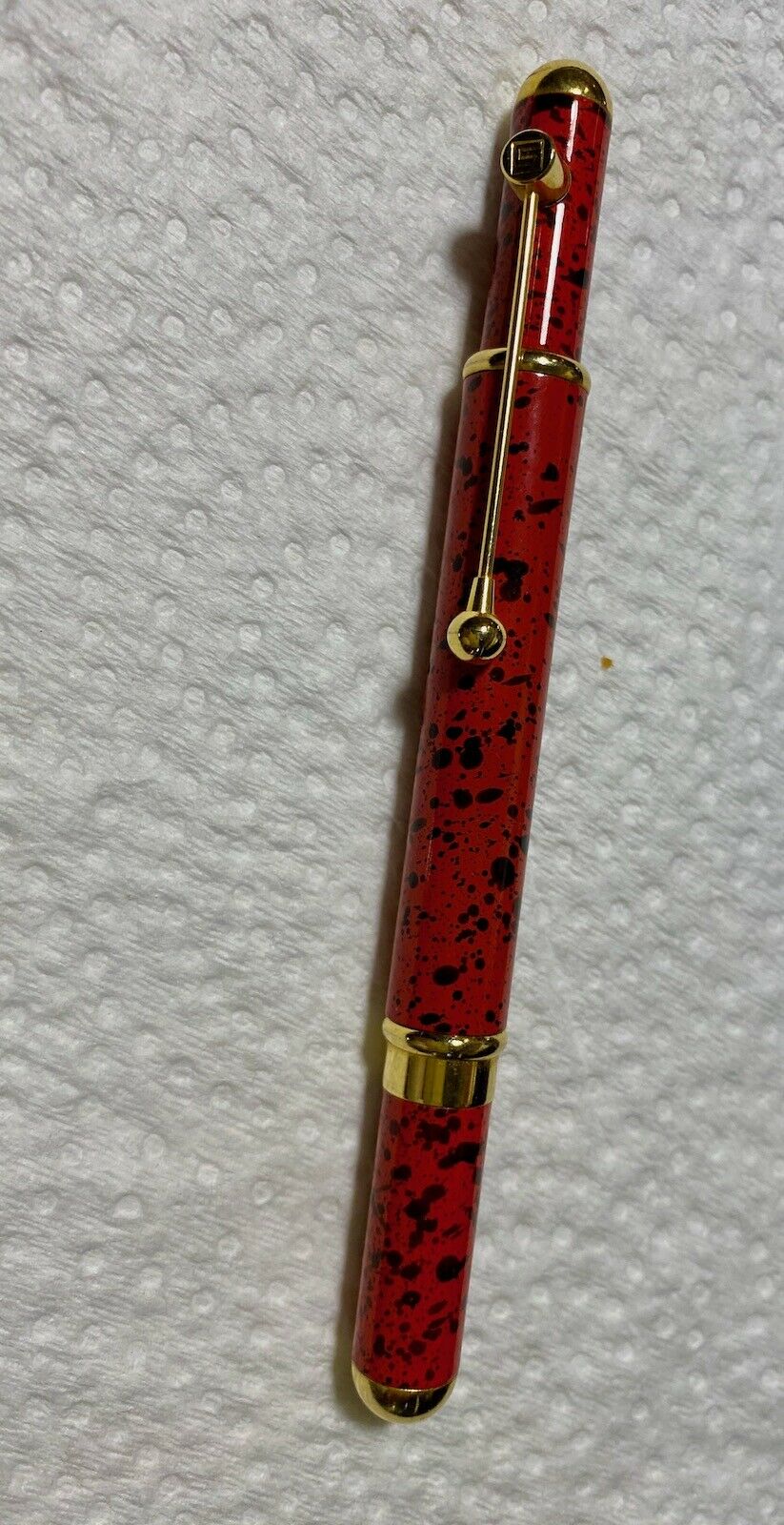 Vintage Fountain Pen Red W/black Flecks Goldtone Trim Use Ink Cartridge Elegant