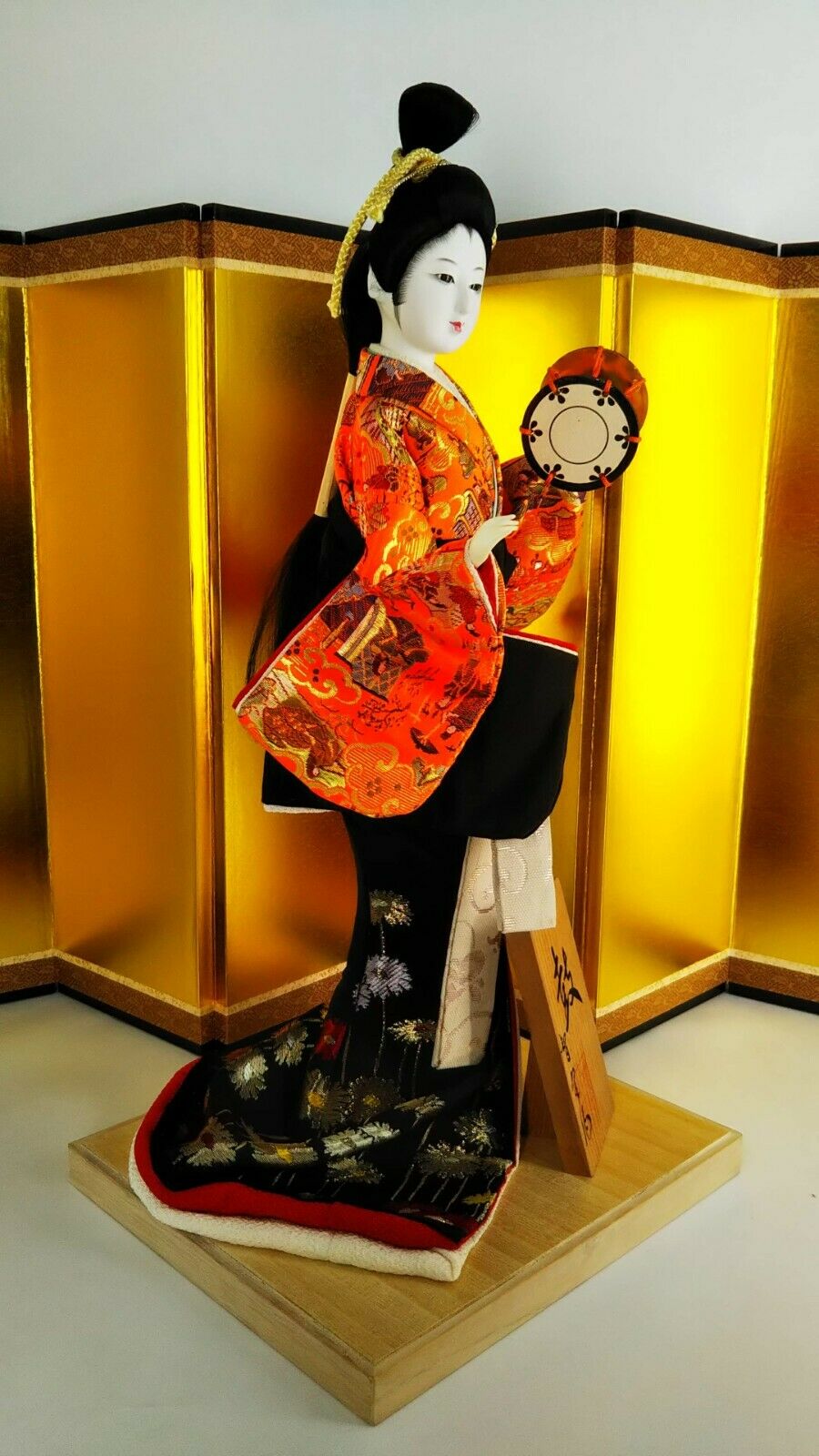 Antique Japanese Geisha Doll holding fan in Gorgeous Kimono 18