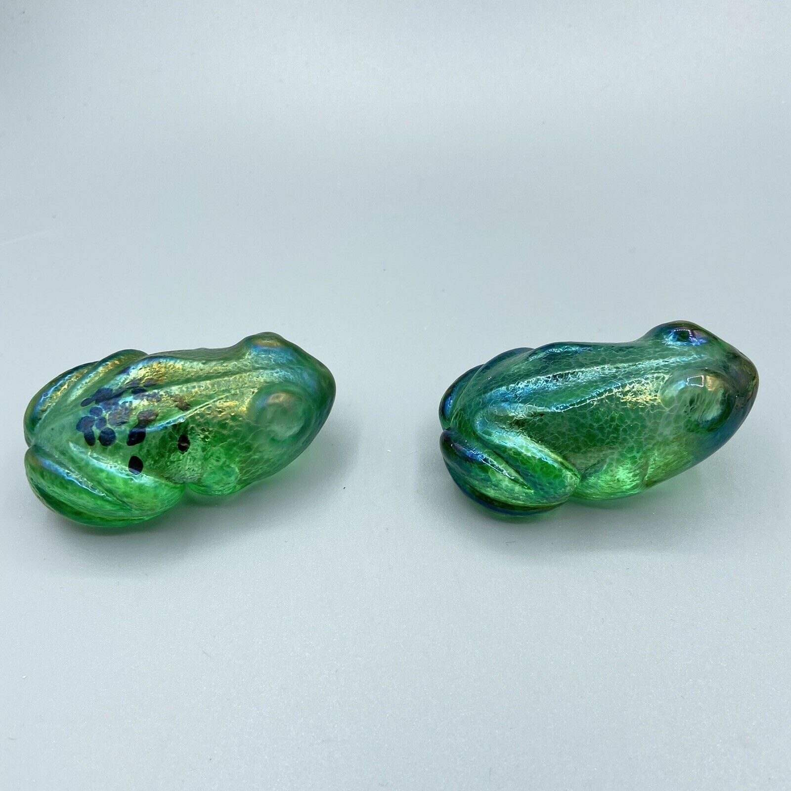 Two 2 Iridescent Green Frog Toad Robert Held Art Glass Rhag Signed Paper Weight