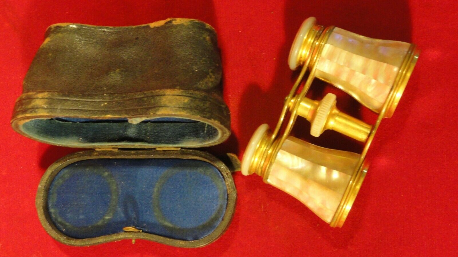 Great Antique Opera Binoculars -gold Finish -mother Of Pearl Hand Holds -w/ Case